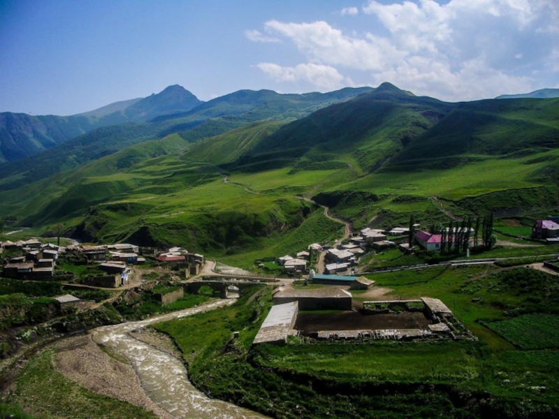 Республика дагестан фото. Агульский район село хутхул. Село хутхул Агульского района Дагестан. Село Куаниб. Дагестан село Калук достопримечательность.