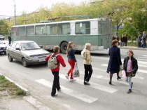 Предмет: окружающий мир Тема: Учимся быть пешеходами