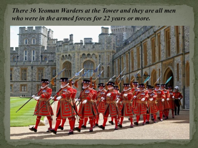 Страж тауэра в переводе. Тауэр бифитеры. The Tower of London Бифитер. Тауэр Лондон бифитеры. Бифитеры охраняют Лондонский Тауэр.