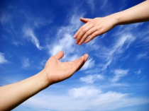 Добру откроем мы сердца