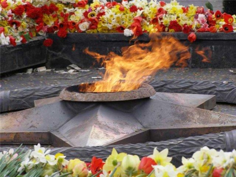 Презентация к песне группы Любэ А зори здесь тихие...