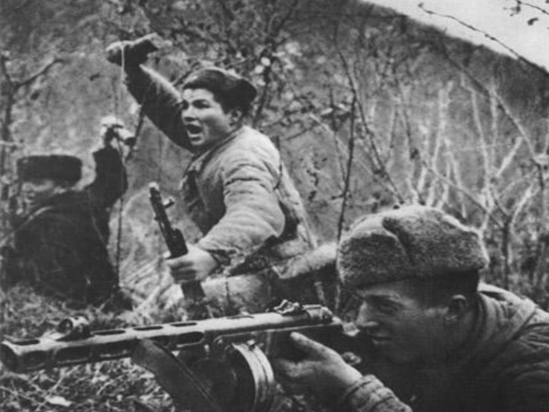 Пезентация по теме: 9 МАЯ 1942… 1942…