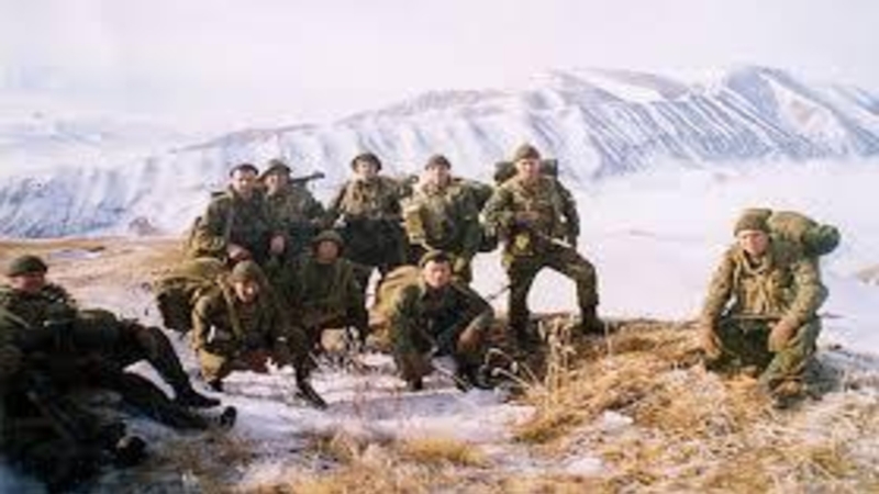 Презентация посвященная памяти 6-й роты 2-го батальона 104-го гвардейского парашютно-десантного полка 76-й гвардейской воздушно-десантной дивизии.
