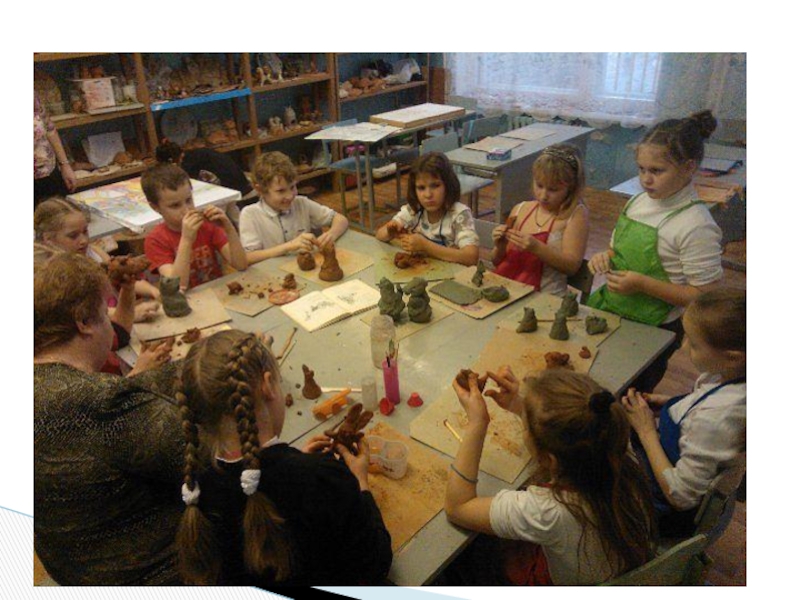 Презентация по ДПИ на тему: Тематическая композиция Рояль в кустах Использование местной локальной культуры: - творчество анималиста В. Ватагина, - бардовские песни семьи Никитиных.